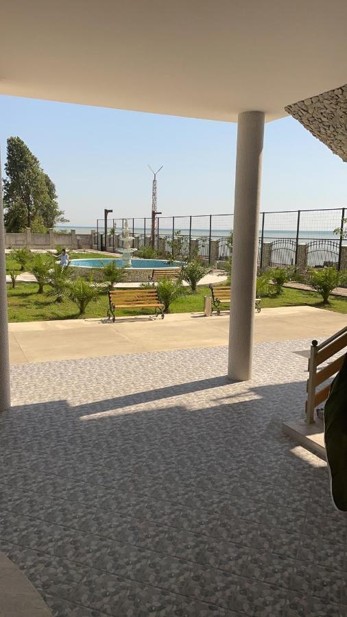 Hotel Black Sea Suchumi Zewnętrze zdjęcie
